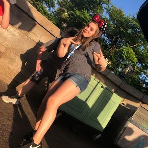 Meet your Posher, Kylie